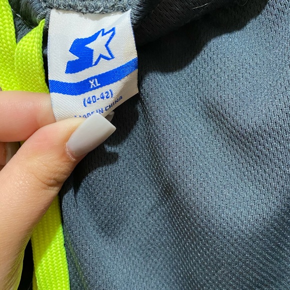 grey and yellow sweats - Picture 4 of 10